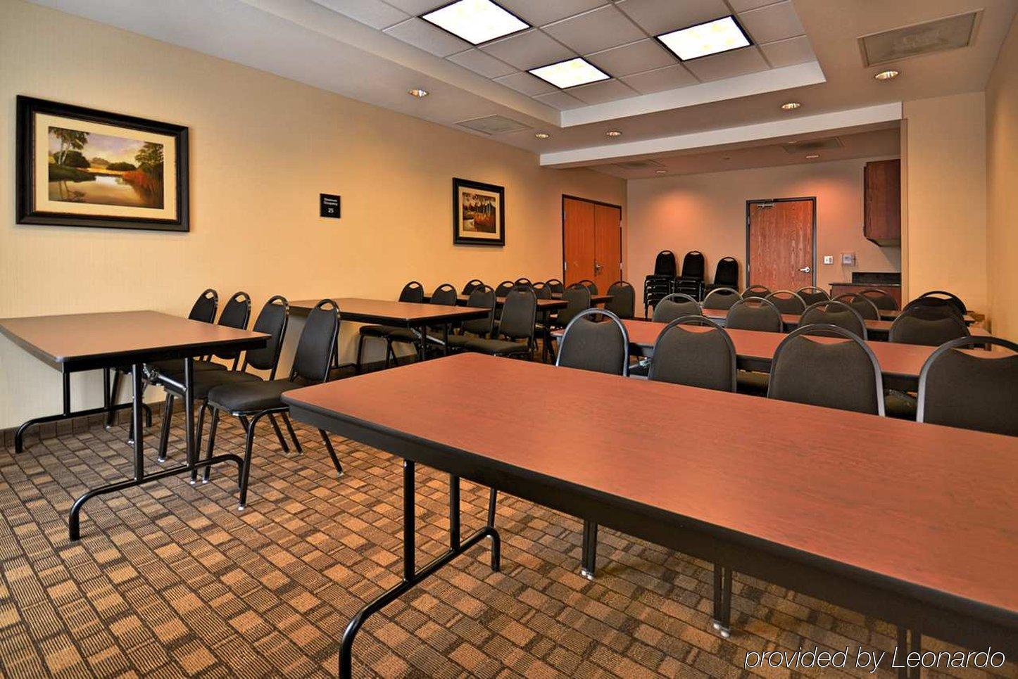 Hampton Inn Spearfish Exteriör bild